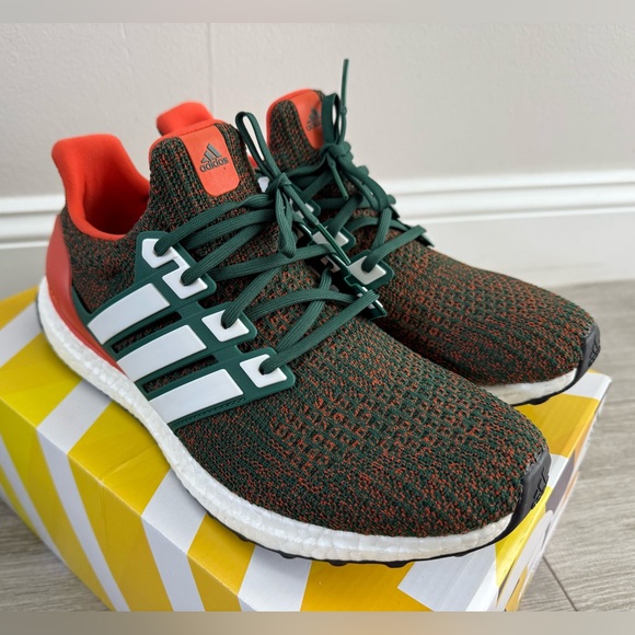 ADIDAS UltraBoost 4.0 Miami Hurricanes EE3702 Dark Green Cloud White Orange 12